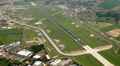 英媒：美空军证实，在三处驻英美军基地上空发现不明身份无人机